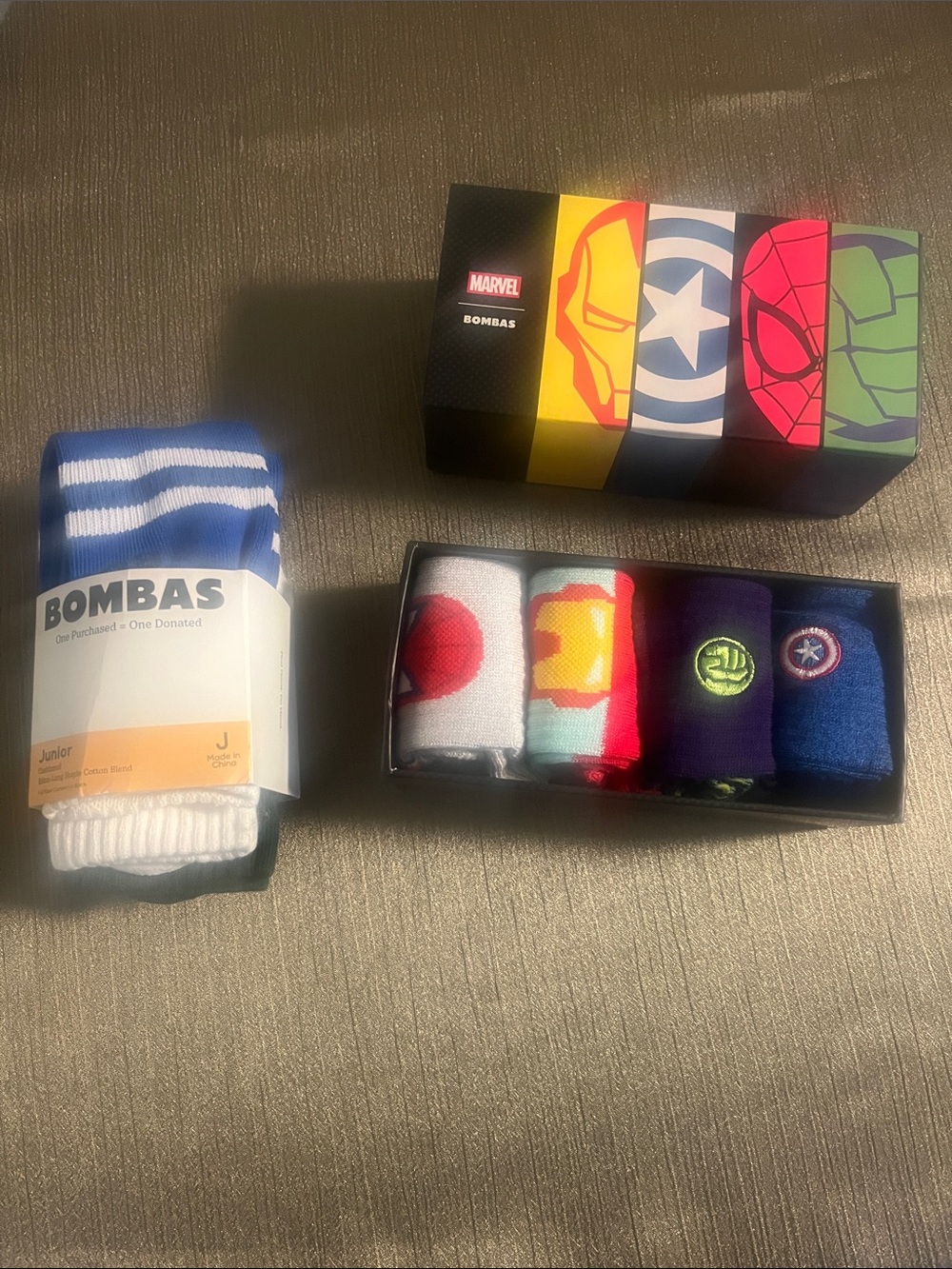 MARVEL - Bombas Junior Blue and White Striped Crew Socks